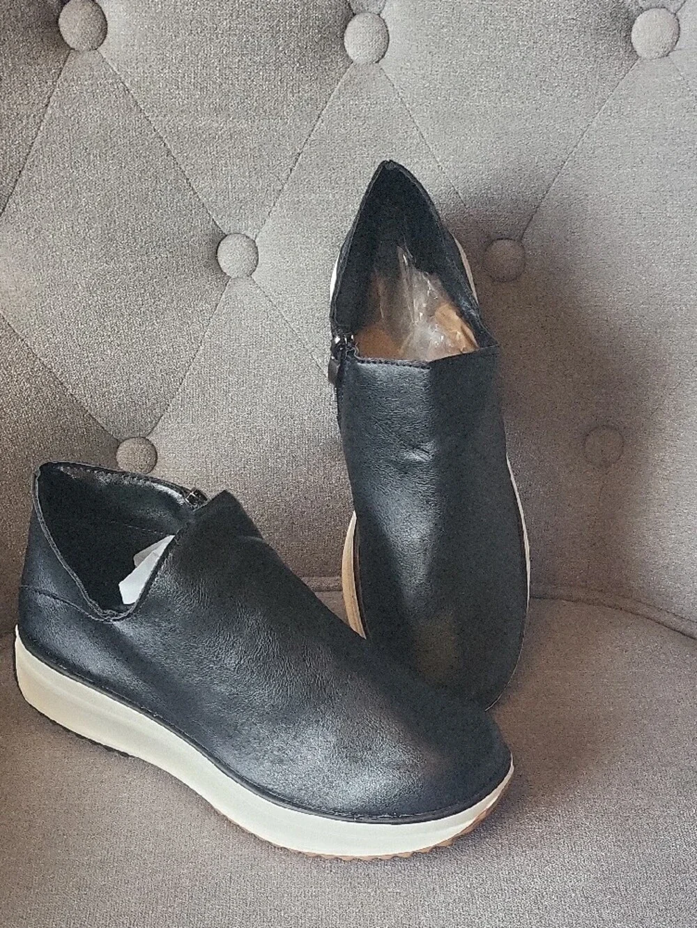 None sleek black